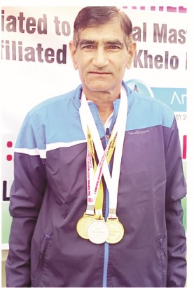 3 (3) मास्टर एथलेटिक्स चैंपियनशिप में जय कुमार शर्मा ने झटके दो गोल्ड मेडल