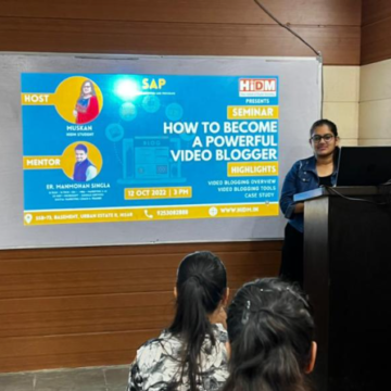 डिजिटल मार्केटिंग सेमिनार फेस्ट 2022 चरण -2: वीडियो ब्लॉगिंग के माध्यम से, आप अपने उपयोगकर्ता को अधिक आसानी से जोड़ सकते हैं, मुस्कान शर्मा ने कहा