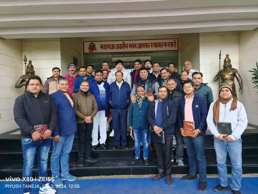 Aggarsain Bhawan Shyam Mandals Meeting Photo नगर के सभी श्याम मंडलों की बैठक में हुआ फैसला, अप्रैल में अग्रसेन भवन में होगी श्याम कथा