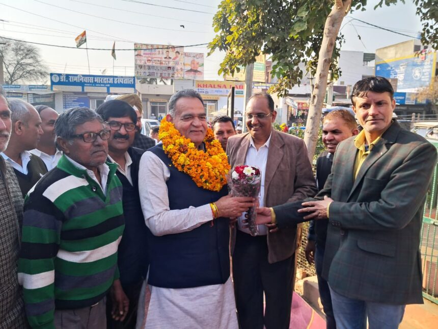 IMG-20240211-WA0021 हांसी शहर पहुंची विकसित भारत संकल्प यात्रा, विधायक विनोद भयाना ने किया यात्रा का स्वागत दिलाई, विकसित भारत की संकल्प शपथ