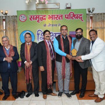 *समृद्ध भारत परिषद ने किया 60 शिक्षकों का सम्मान*