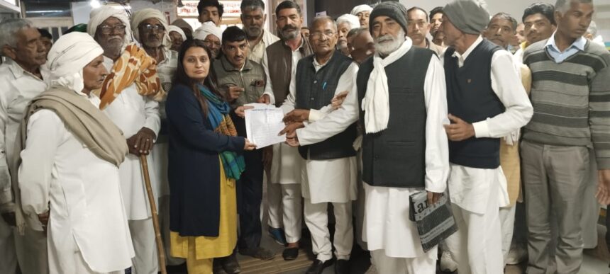 दिलबाग हुड्डा ने ओलावृष्टि से खराब फसल के लिए DRO को दिया ज्ञापन
