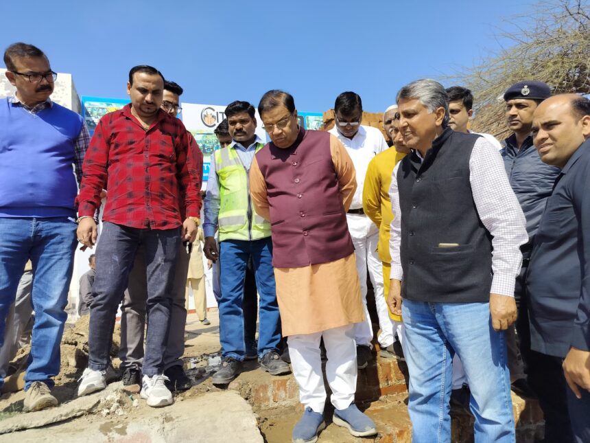 IMG-20240224-WA0030 पूर्वांचल वासियों के लिए छट घाट का बड़ा महत्व: निकाय मंत्री डॉ. कमल गुप्ता