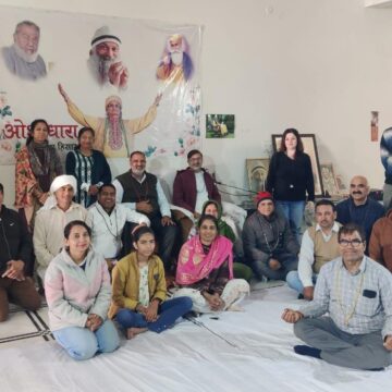 IMG-20240225-WA0052 *समरसता, प्रेम और सच्चाई से जुड़ने का अद्वितीय मार्ग है ब्रह्मनाद ध्यान : आचार्य जीतेन्द्र*