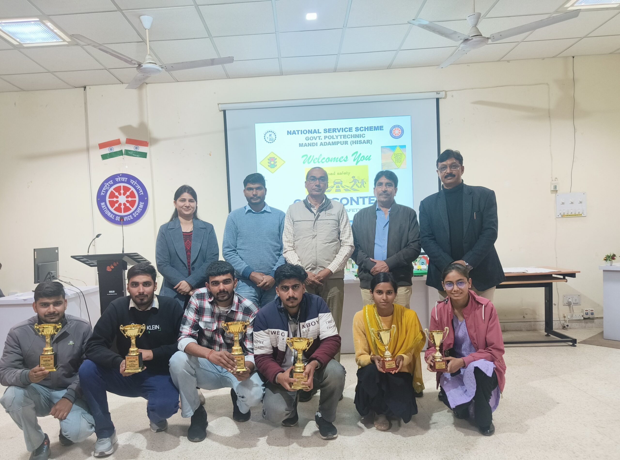 IMG_20240215_200920 एनएसएस यूनिट द्वारा आदमपुर पॉलीटेक्निक में रोड सेफ्टी क्विज का आयोजन