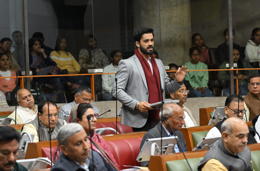 भव्य बिश्नोई ने विधानसभा में पशु अस्पतालों में वैटनरी सर्जन व दवाईयों की कमी का मुद्दा उठाया