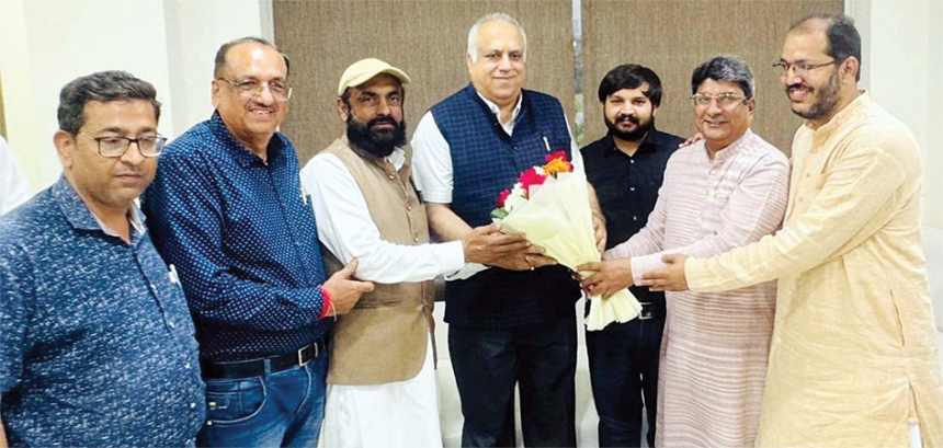 केन्द्र व प्रदेश में तीसरी बार भाजपा सरकार बनाने के संकल्प के साथ कार्यकत्र्ता चुनाव मैदान में कूद जाएं : भारत भूषण मिड्डा