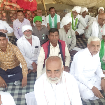 Morcha copy (2) धरना स्थल पर 23 मार्च को लोकतंत्र बचाओ दिवस मनाएंगे-एसकेएम
