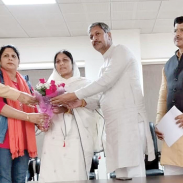 asha copy मेहनती कार्यकर्ताओं के दम पर चुनाव के लिए हर समय तैयार भाजपा : डॉ. आशा खेदड़