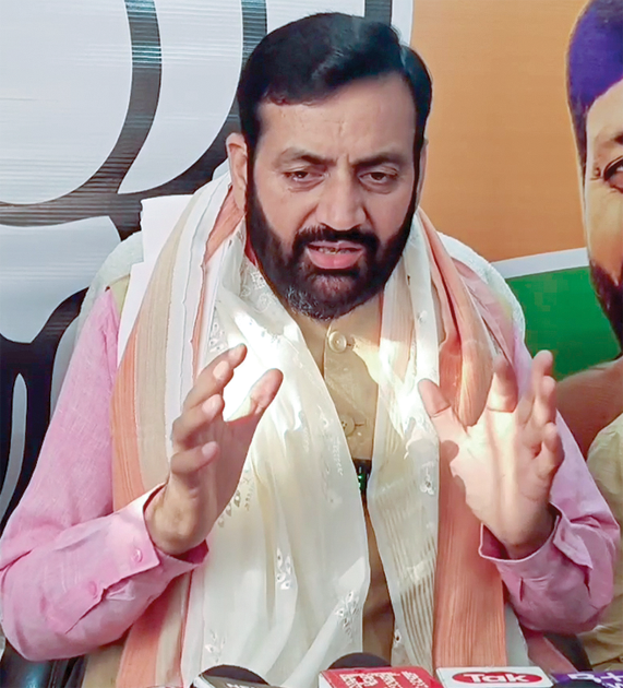 cm copy मंत्रिमंडल विस्तार टलने के बाद एक्टिव हुए सीएम सैनी, संगठन नेताओं से मिलना शुरू
