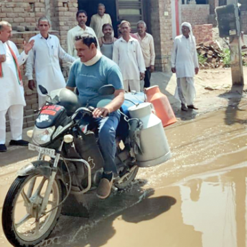 Bhpipder gangwa copy गली में भरा सीवरेज का पानी, जनता परेशान