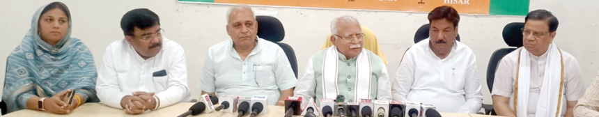 CM Khatar copy (1) पूर्व सीएम मनोहरलाल नेताओं की नाराजगी पर बोले, घर में शादी हो तो कुछ लोग रूठ भी जाते हैं और उन्हें मनाया भी जाता है