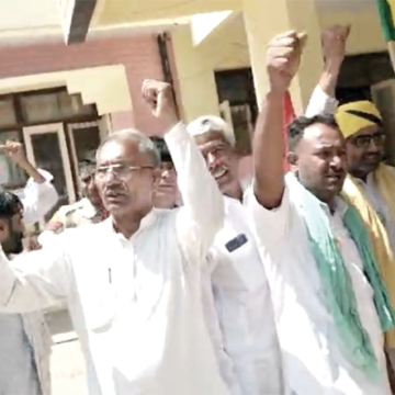 Kisan copy मंगाली में आयोजित रैली में पूर्व सीएम से मिलने जा रहे किसानों को लिया गया हिरासत में : हुड्डा
