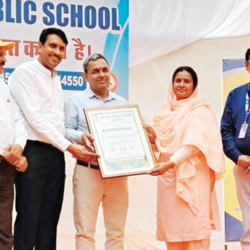 कन्या गुरुकुल घिराय की प्राचार्या सुनीता आर्या ‘शिक्षक रत्न अवार्डÓ से सम्मानित
