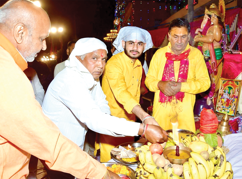 jagran copy प्रभुवाला में हनुमान जयंती पर हुआ विशाल जागरण, मुख्यातिथि के रूप में पहुंचे विरेन्द्र मेहता