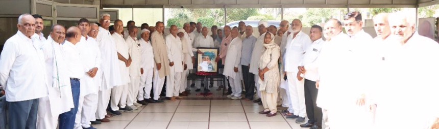 sampat singh copy (1) पूर्व मंत्री प्रो. सम्पत सिंह ने चौ. देवीलाल को किए श्रद्धासुमन अर्पित