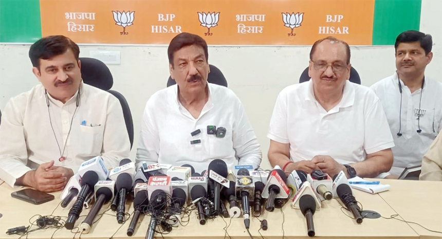 BJP copy (2) प्रधानमंत्री नरेन्द्र मोदी के नेतृत्व व छवि के नाम पर मतदान करेगी जनता : रणजीत सिंह