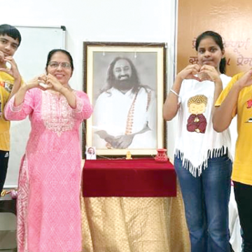 Art copy (1) आर्ट ऑफ लिविंग हिसार द्वारा आयोजित मेधा योग का समापन हुआ : नीरज गुप्ता