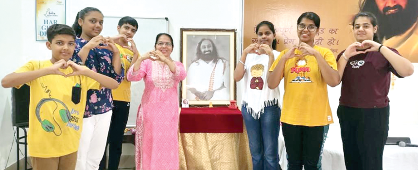 Art copy (1) आर्ट ऑफ लिविंग हिसार द्वारा आयोजित मेधा योग का समापन हुआ : नीरज गुप्ता