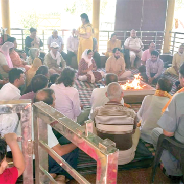 Gyarti copy अखिल विश्व गायत्री परिवार ने गायत्री जयंती व गंगा दशहरा पर किया पांच कुंडीय गायत्री महायज्ञ का आयोजन