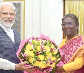Modi copy ‘हमारा प्यार हिसारÓ ने विद्युत नगर दीवार पर चलाया पेंटिंग अभियान!