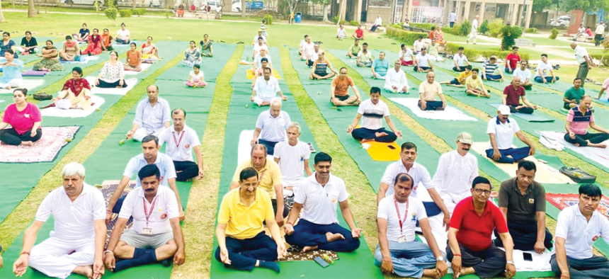 Sewa sang copy (2) अखिल भारतीय सेवा संघ द्वारा आयोजित 5 दिवसीय योग शिविर का सफल समापन हुआ : सुमित मित्तल